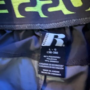 Russell Men’s Swim Trunks Size Large (36-38)